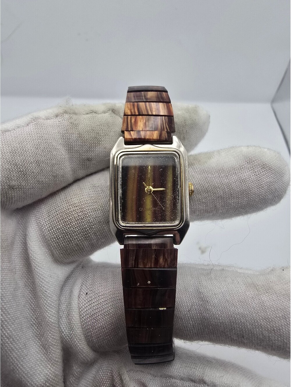 Vintage Women's Quartz Watch Rectangular Brown Gold Striped Dial Expansion Band